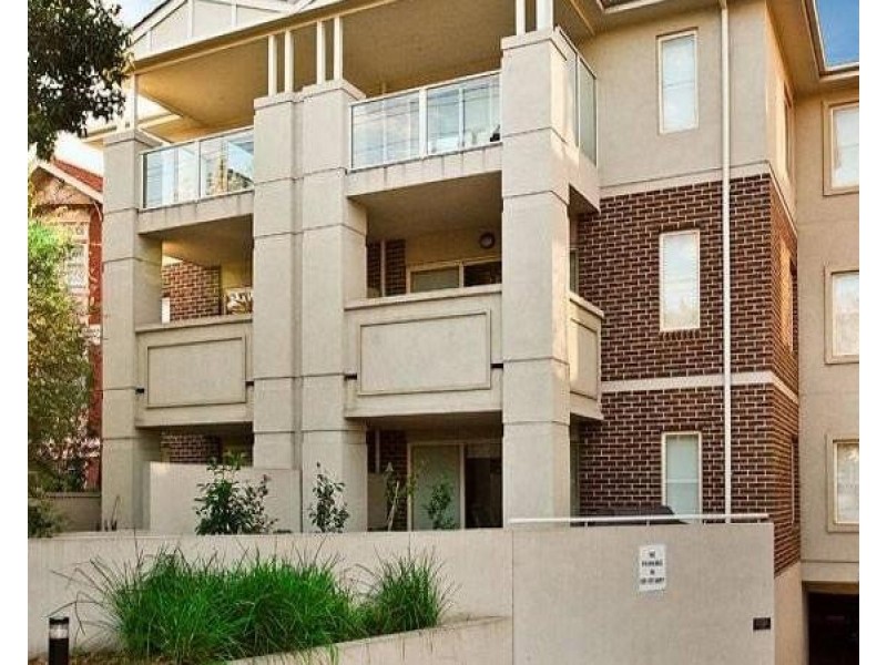 9/327 Dandenong Road, Prahran VIC 3181