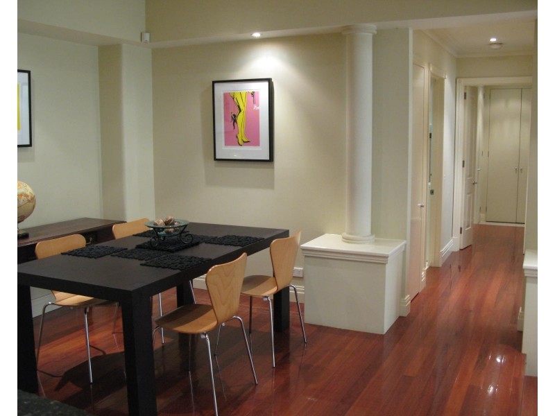 3B/5 Mill Place, Melbourne VIC 3000