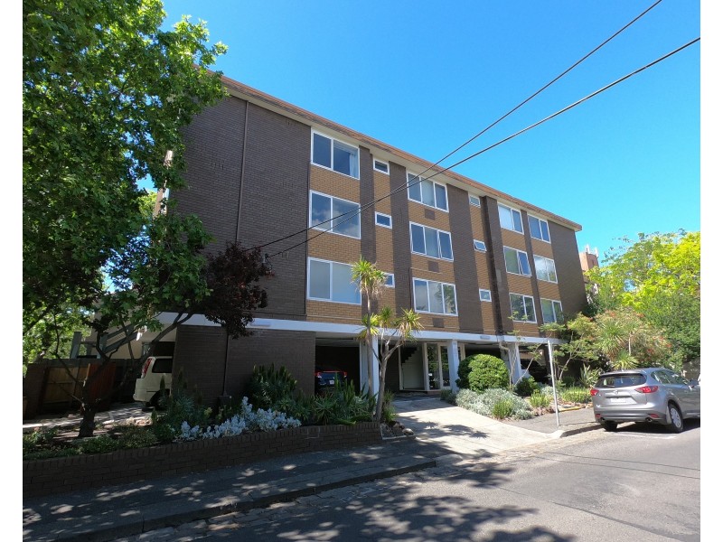 2/23 Acland Street, St Kilda VIC 3182