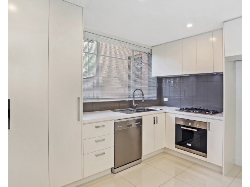 1/102 Albert Street, East Melbourne VIC 3002