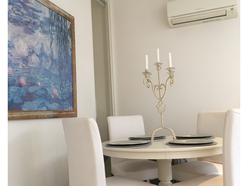 211/74 Queens Road, Melbourne VIC 3000