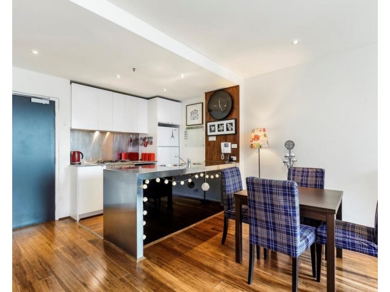 2008/620 Collins Street, Melbourne VIC 3000