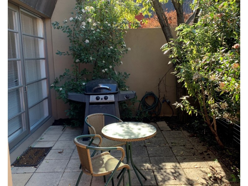 15 St Edmonds Road, Prahran VIC 3181