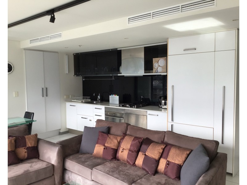304/66 River Esplanade, Docklands VIC 3008