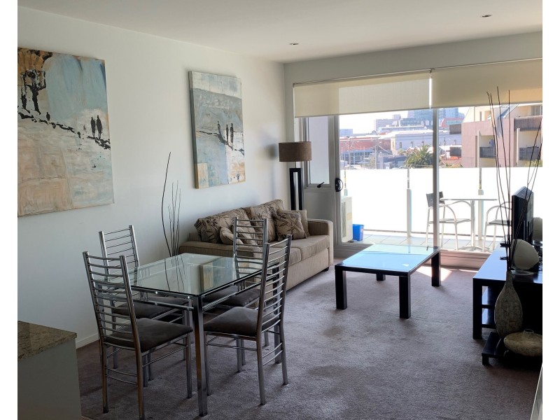 17/174 Peel Street, Windsor VIC 3181