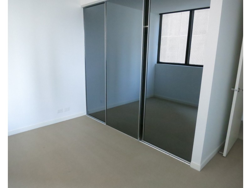 1714/50 Albert Road, South Melbourne VIC 3205