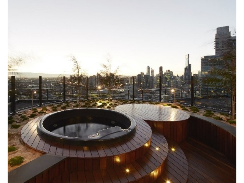 1714/50 Albert Road, South Melbourne VIC 3205