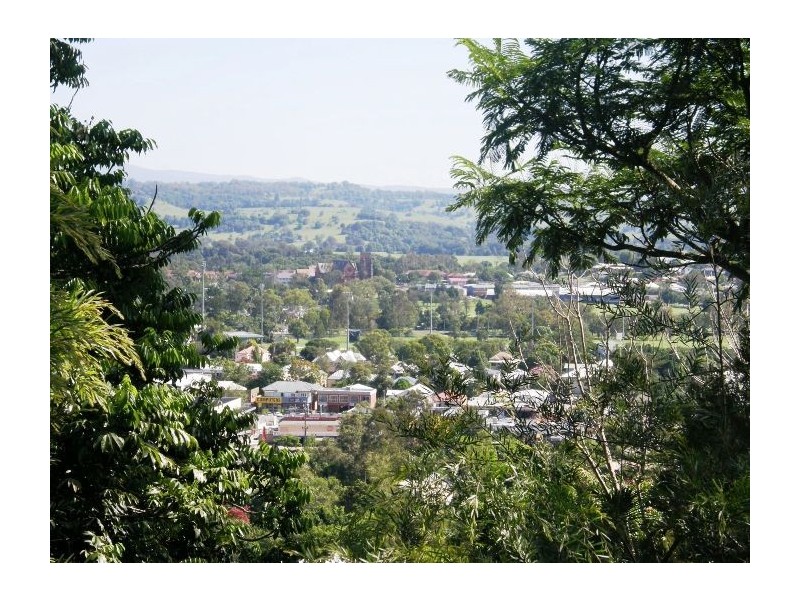 6 Robinson Avenue, Lismore NSW 2480