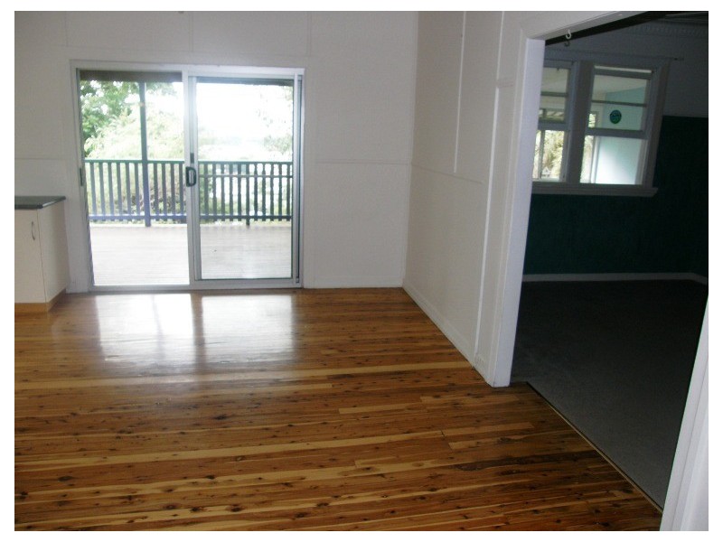 6 Robinson Avenue, Lismore NSW 2480