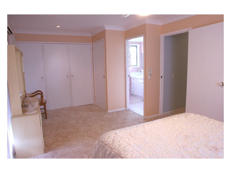 8 Kaanapahali Avenue, Richmond Hill NSW 2480