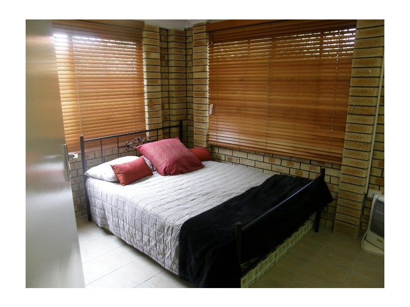 8 Charlton Avenue, South Lismore NSW 2480