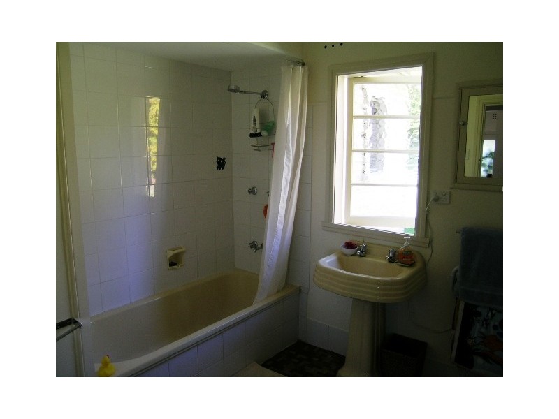 6 Cadboll Street, Lismore Heights NSW 2480