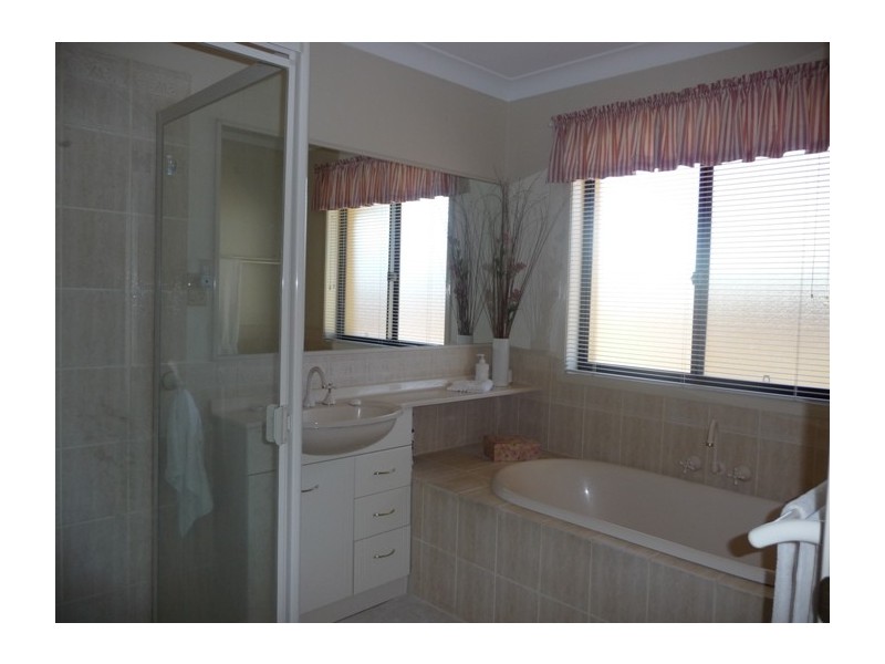 * *, Goonellabah NSW 2480