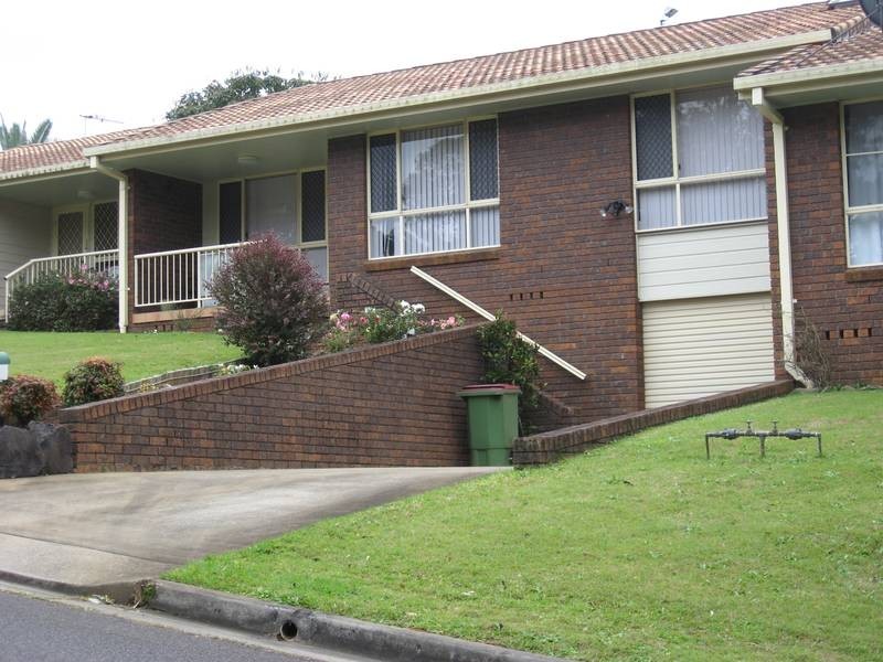 2/25 Beaumont Drive, East Lismore NSW 2480