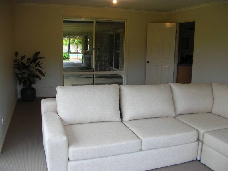 8 Sunny Valley Place, Modanville NSW 2480