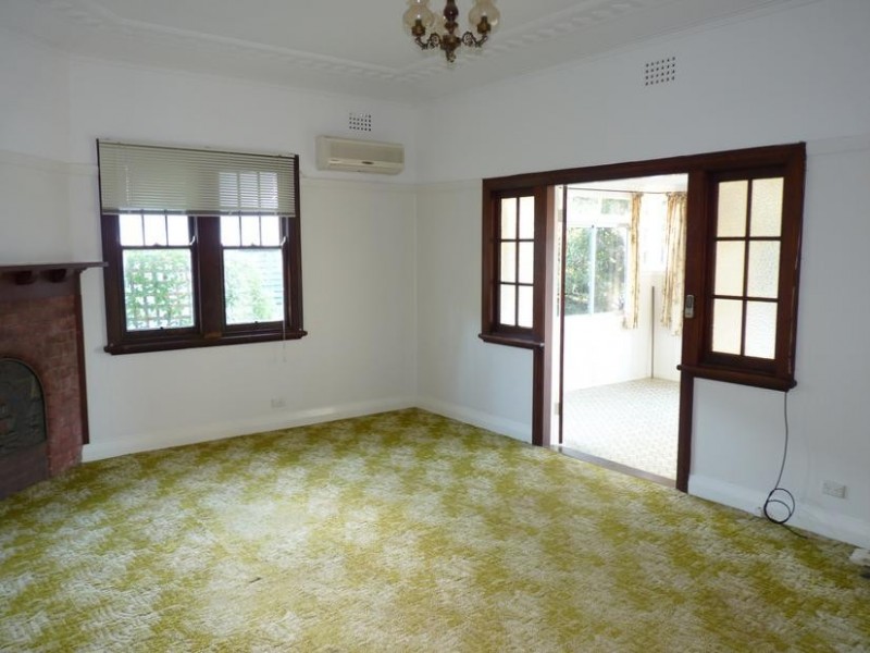 77 Avondale Avenue, East Lismore NSW 2480