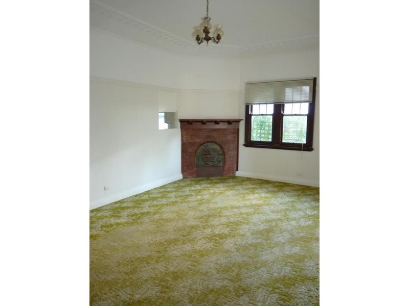 77 Avondale Avenue, East Lismore NSW 2480