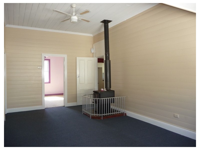 33 McKenzie Street, Lismore NSW 2480