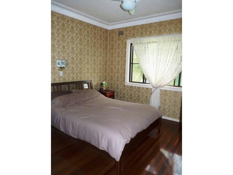 17 College Road, East Lismore NSW 2480