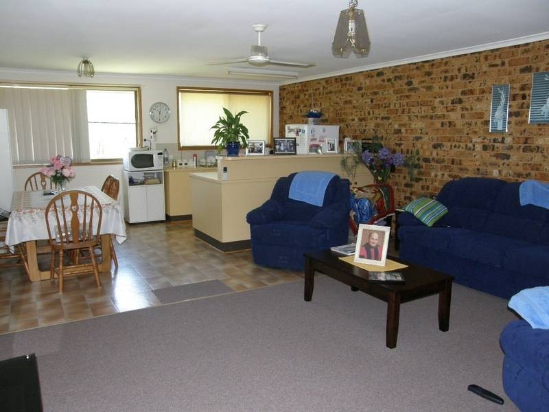 1 & 2/10 Pendara Crescent, Lismore Heights NSW 2480