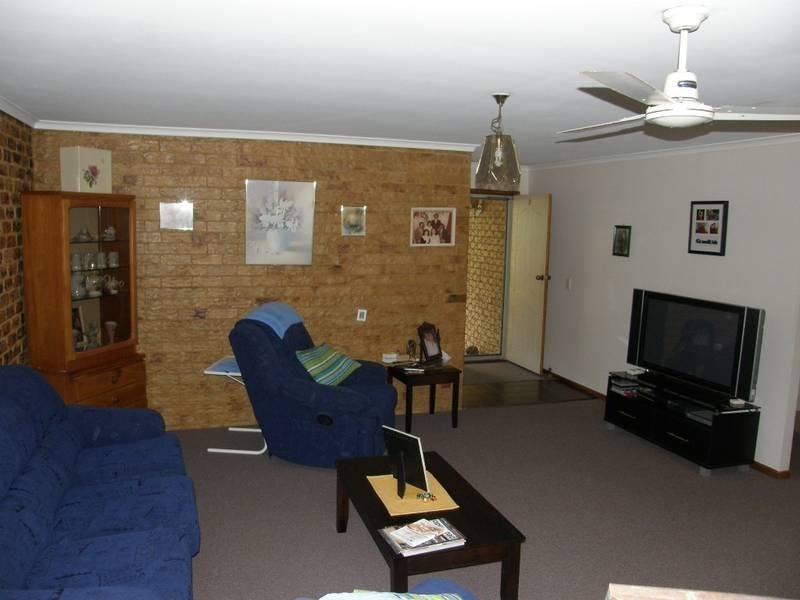 1 & 2/10 Pendara Crescent, Lismore Heights NSW 2480