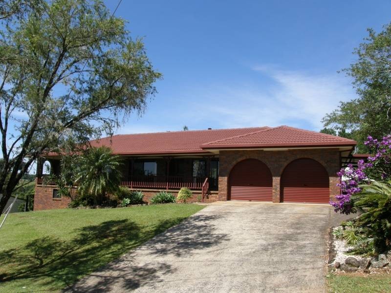 2 Pamela Drive, Chilcotts Grass NSW 2480