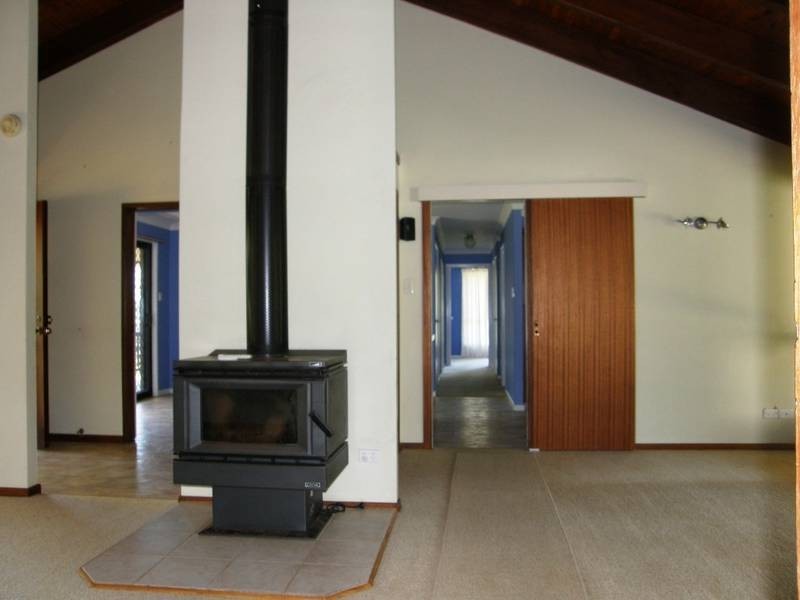 2 Pamela Drive, Chilcotts Grass NSW 2480