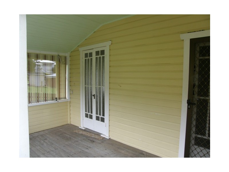 8 Daphne Street, East Lismore NSW 2480