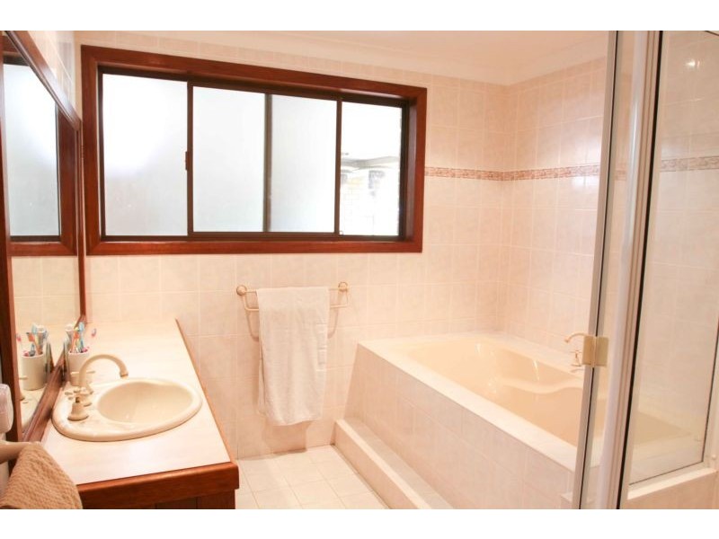 9 CRAIGLEA COURT, Modanville NSW 2480