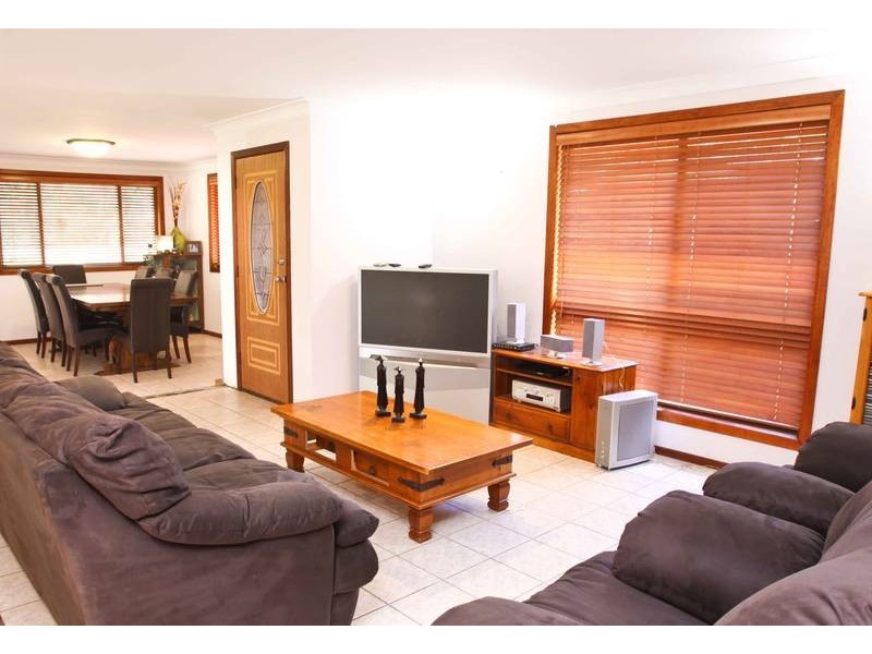 9 CRAIGLEA COURT, Modanville NSW 2480