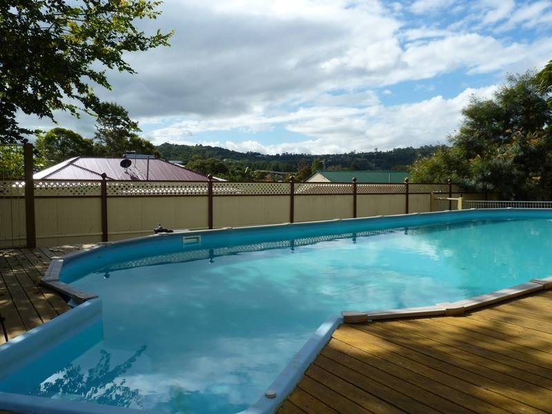 10 Caldwell Avenue, East Lismore NSW 2480