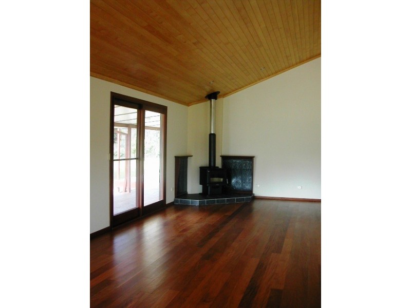 60 Lodge Road, Mountain Top NSW 2480