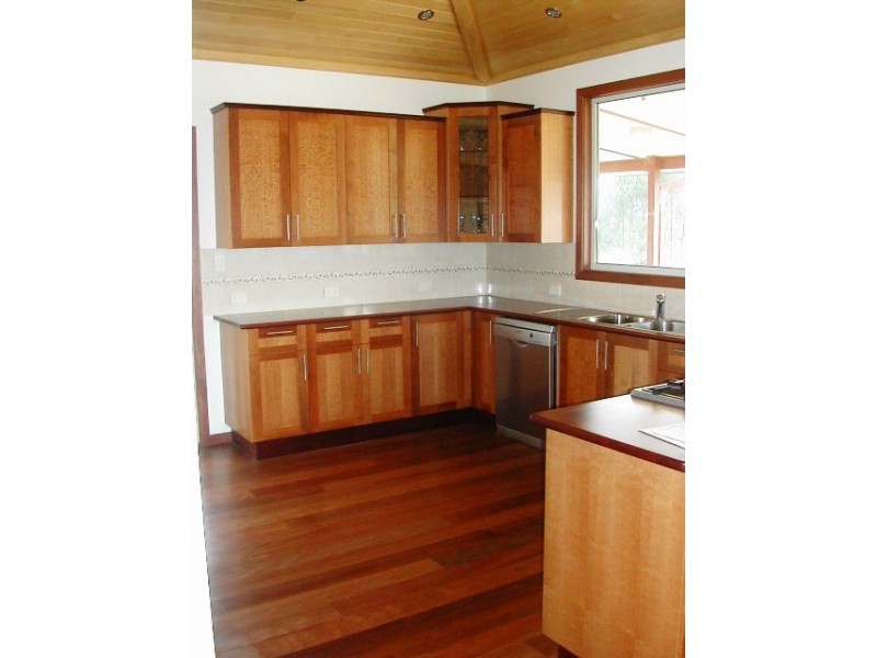 60 Lodge Road, Mountain Top NSW 2480