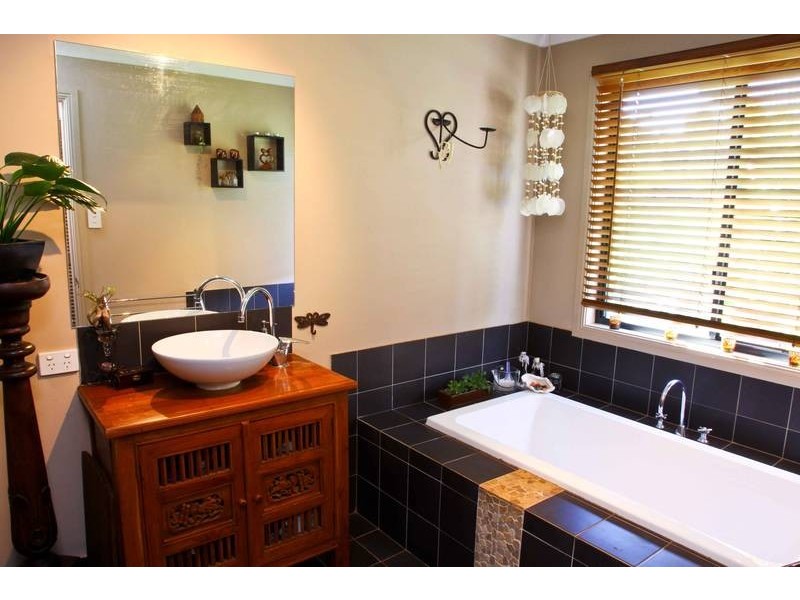 64 BARRYS ROAD, Modanville NSW 2480