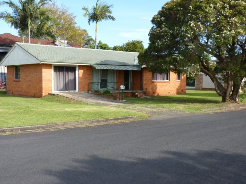 2 Paunelle Avenue, East Lismore NSW 2480