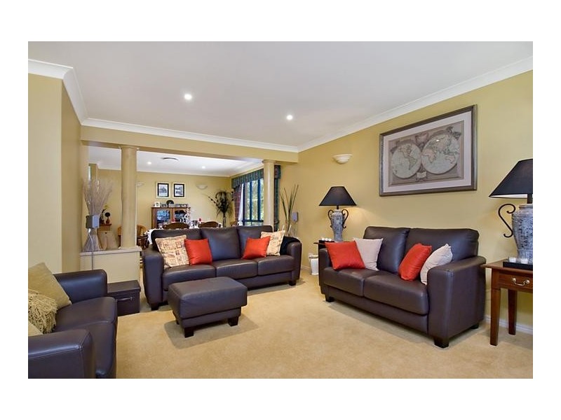 45 Whispering Valley Drive, Richmond Hill NSW 2480