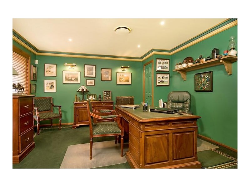 45 Whispering Valley Drive, Richmond Hill NSW 2480