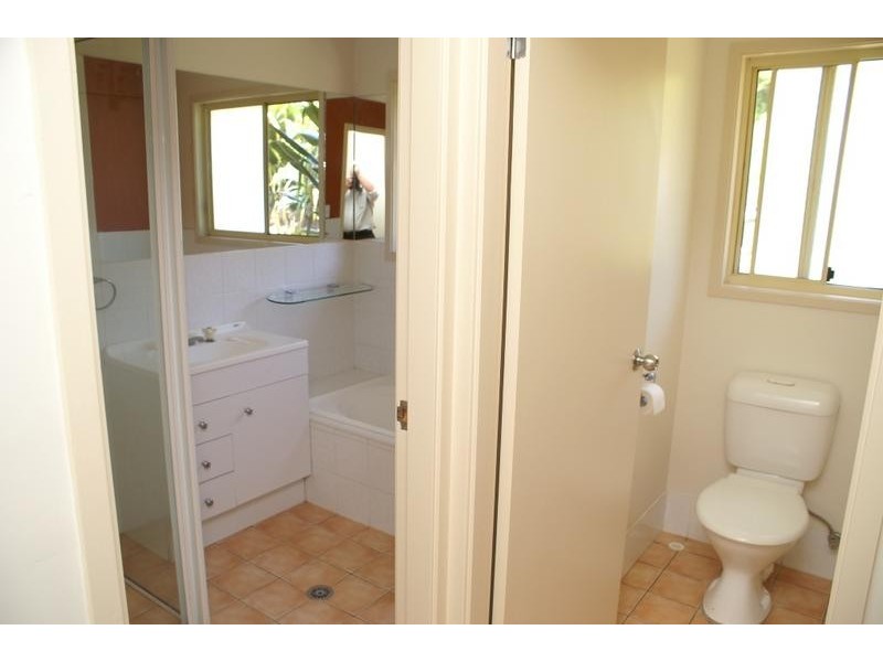 21 Whispering Valley Drive, Richmond Hill NSW 2480