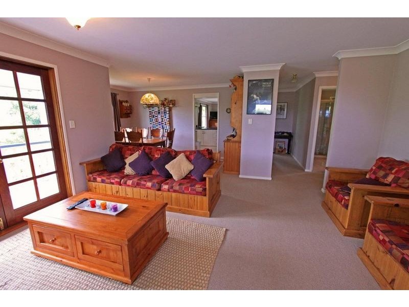 42 Dunromin Drive, Modanville NSW 2480