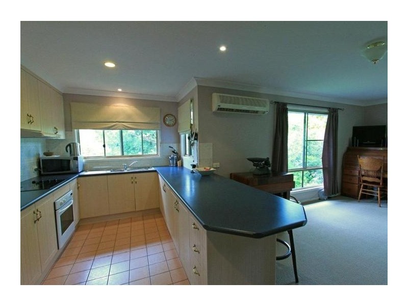 42 Dunromin Drive, Modanville NSW 2480