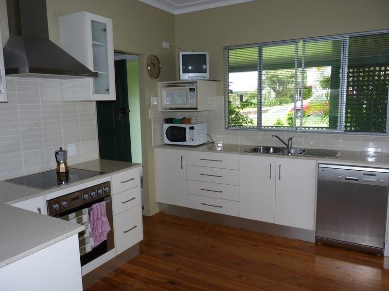 9 Hilton Avenue, Lismore Heights NSW 2480