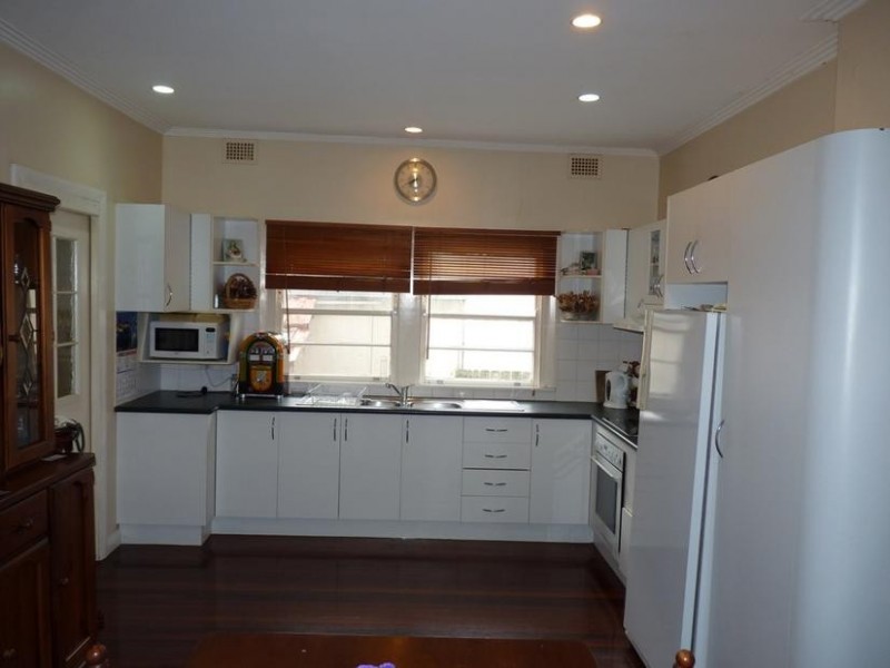 90 Oakley Avenue, East Lismore NSW 2480