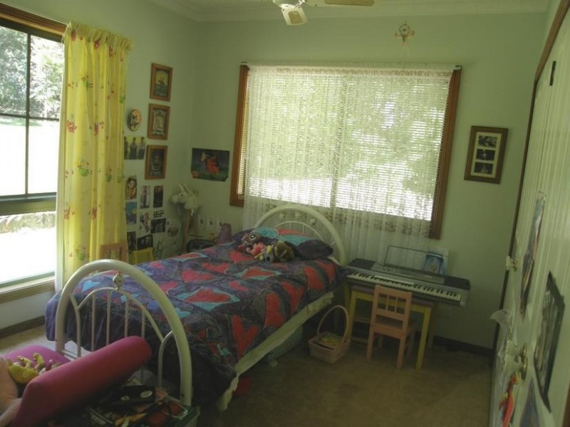 20 Highview Crescent, Modanville NSW 2480