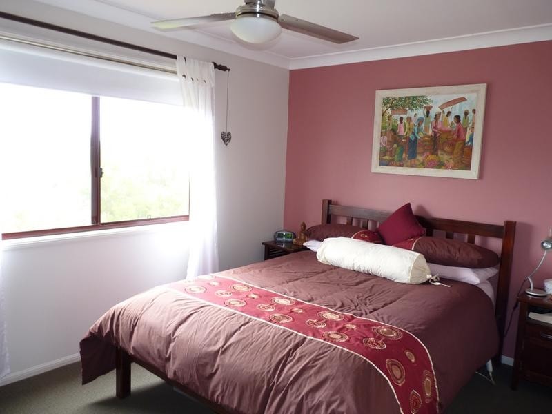 15 Henderson Place, Modanville NSW 2480