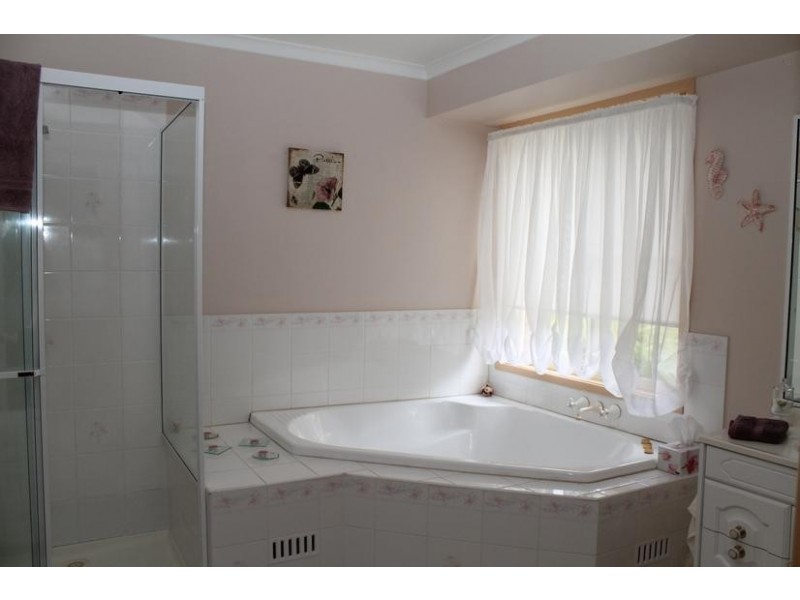 35 Woodland Avenue, Lismore Heights NSW 2480