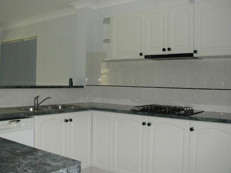 52 Whispering Valley Drive, Richmond Hill NSW 2480