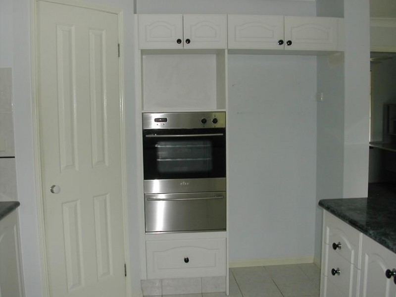 52 Whispering Valley Drive, Richmond Hill NSW 2480