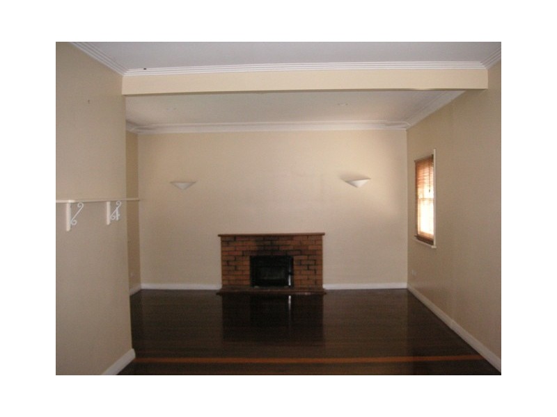 90 Oakley Avenue, East Lismore NSW 2480