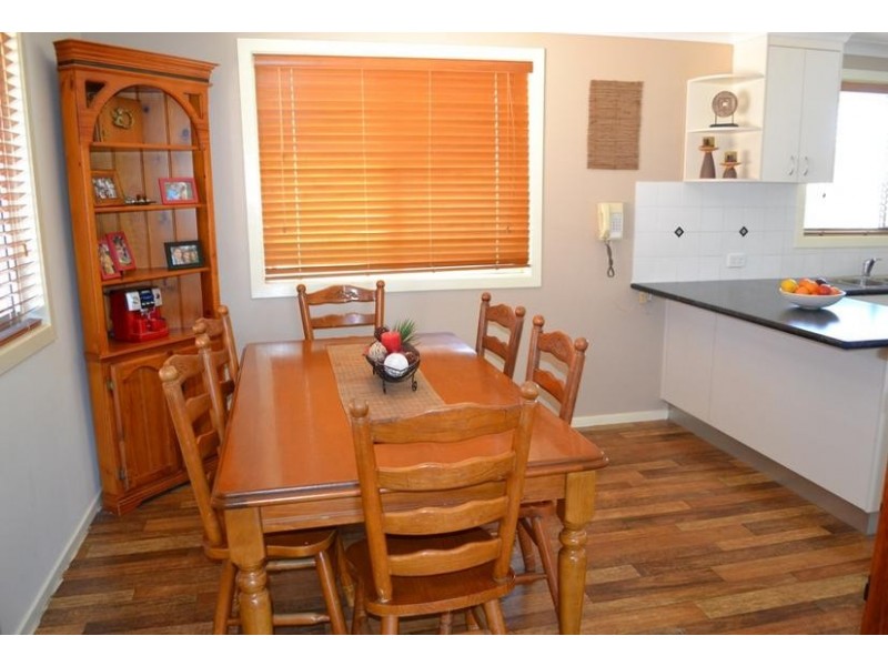 11 Maloney Avenue, South Lismore NSW 2480