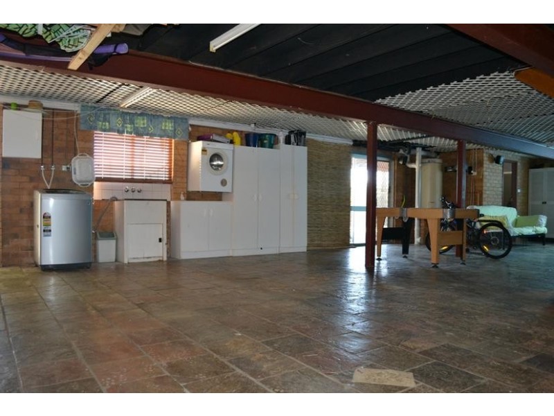11 Maloney Avenue, South Lismore NSW 2480